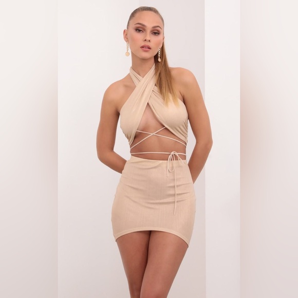 NWT- Lucy in the Sky Two Piece Set in Champagne - Picture 4 of 6